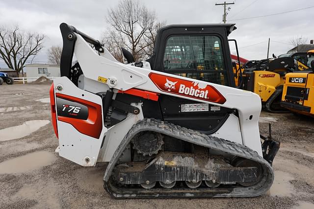 Image of Bobcat T76 equipment image 4