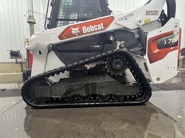 Image of Bobcat T76 equipment image 4