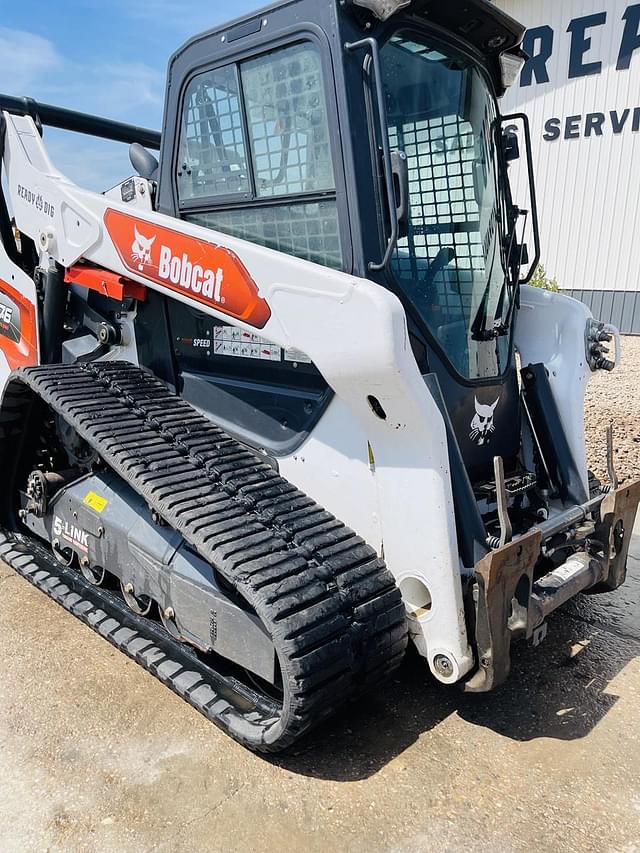Image of Bobcat T76 equipment image 1
