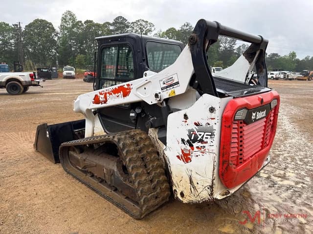 Image of Bobcat T76 equipment image 2