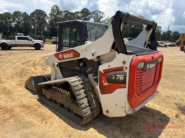 Image of Bobcat T76 equipment image 2