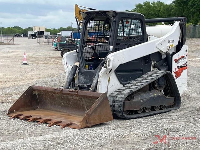 Image of Bobcat T76 equipment image 3
