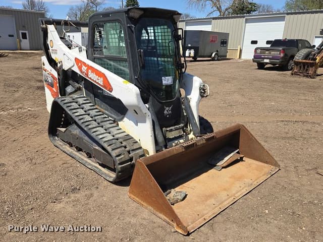 Image of Bobcat T76 equipment image 2