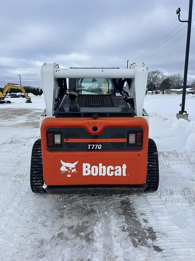 Image of Bobcat T770 equipment image 2