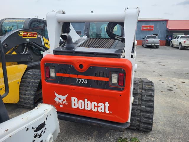 Image of Bobcat T770 equipment image 2