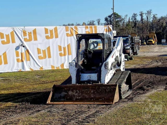 Image of Bobcat T770 equipment image 1