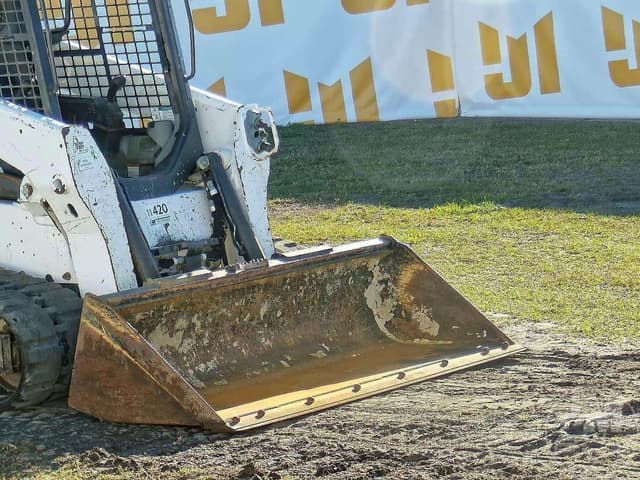 Image of Bobcat T770 equipment image 3