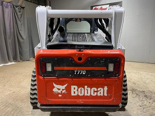 Image of Bobcat T770 equipment image 3