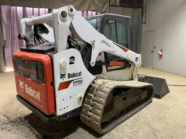 Image of Bobcat T770 equipment image 4