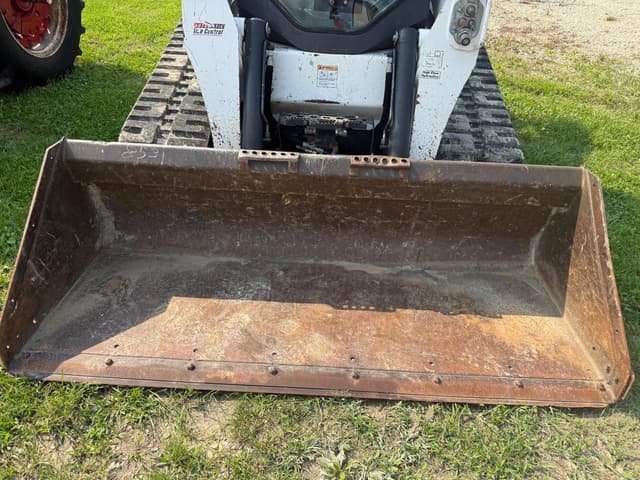 Image of Bobcat T870 equipment image 2