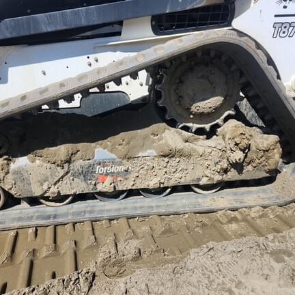Image of Bobcat T870 equipment image 3
