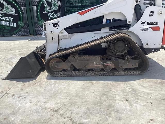 Image of Bobcat T870 equipment image 1