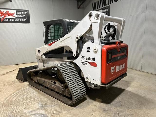 Image of Bobcat T870 equipment image 2