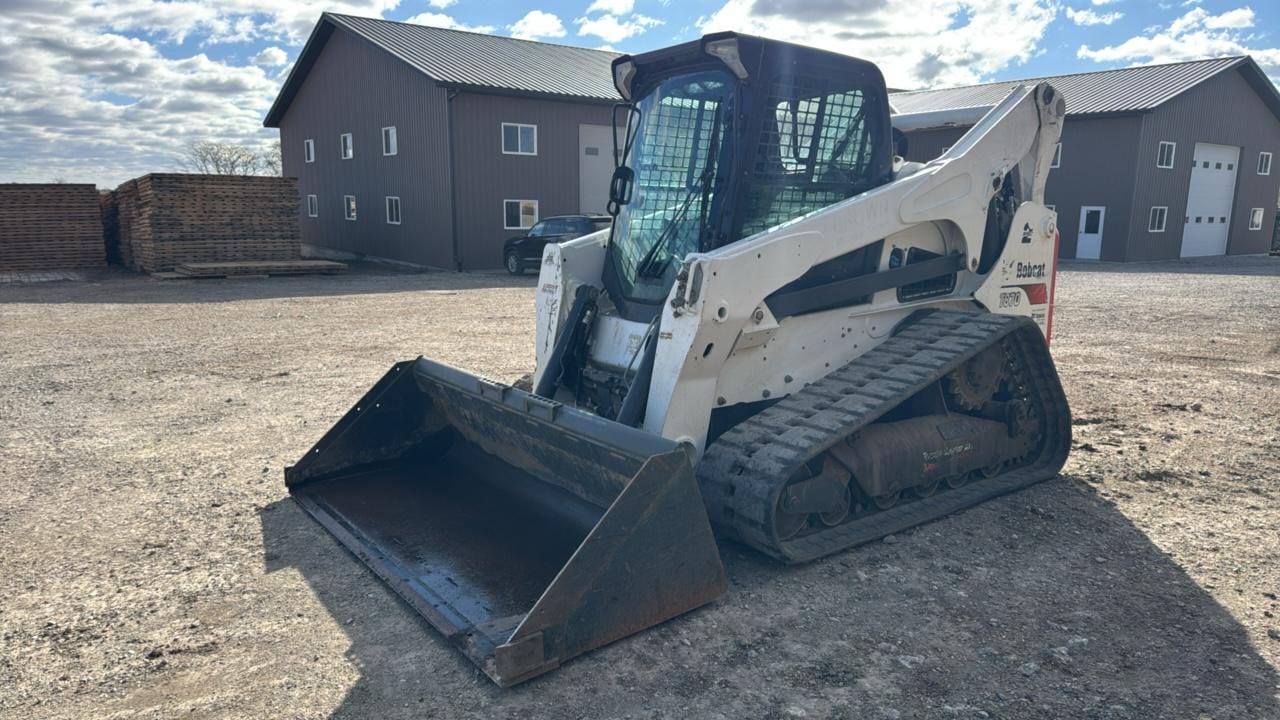 2020 Bobcat T870 Equipment Image0