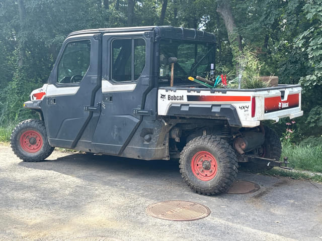 Image of Bobcat UV34XL equipment image 2