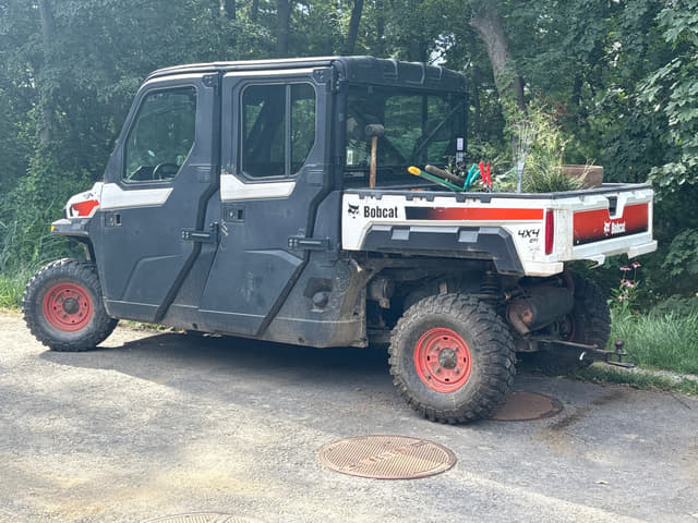 Image of Bobcat UV34XL equipment image 2