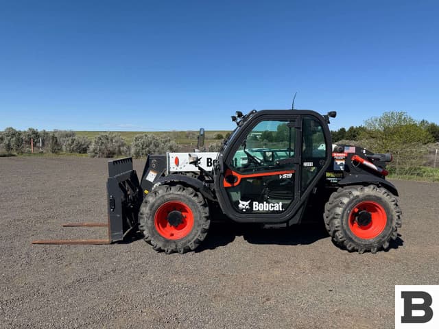 Image of Bobcat V519 equipment image 2