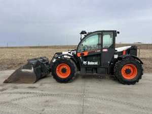 2020 Bobcat V723 Image