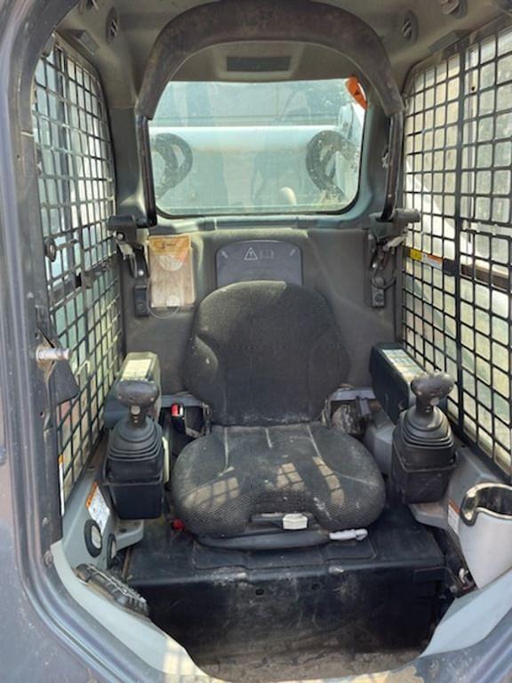 Image of Bobcat T770 equipment image 4