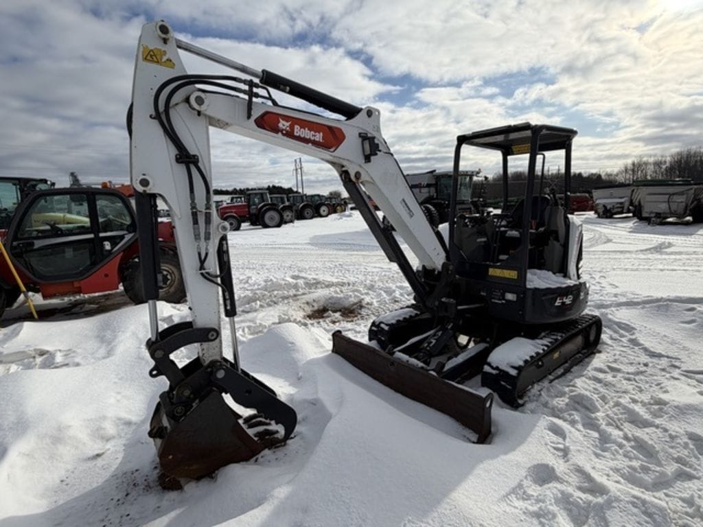 2020 Bobcat E42 Equipment Image0