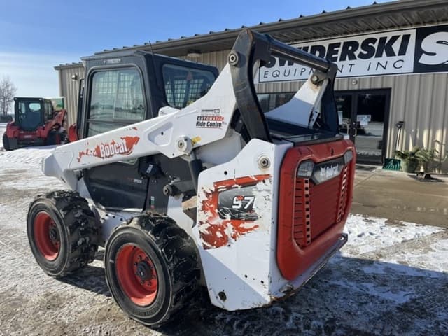 Image of Bobcat S76 equipment image 2