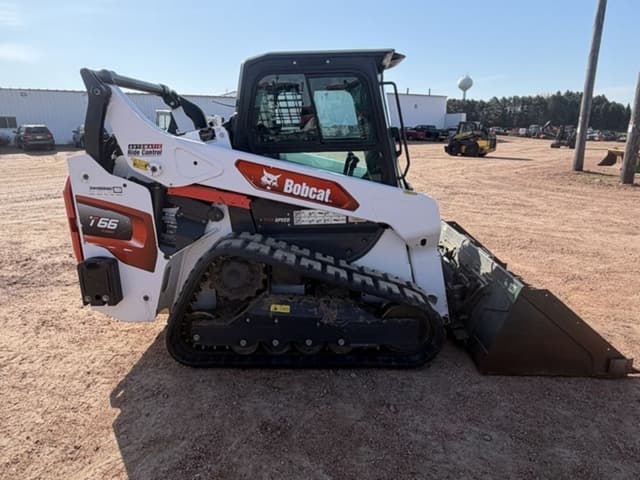 Image of Bobcat T66 equipment image 3