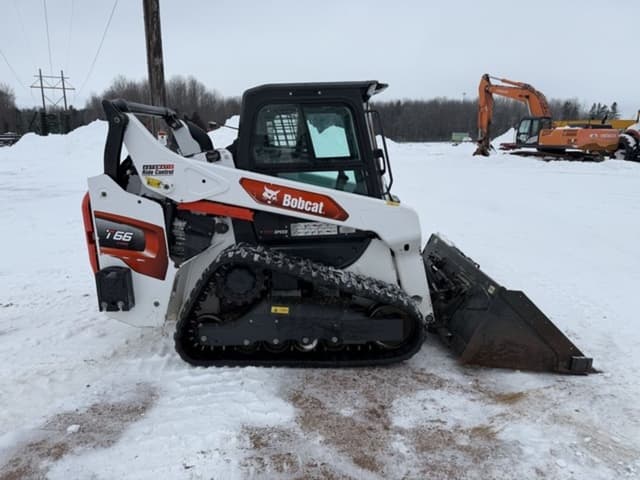 Image of Bobcat T66 equipment image 3