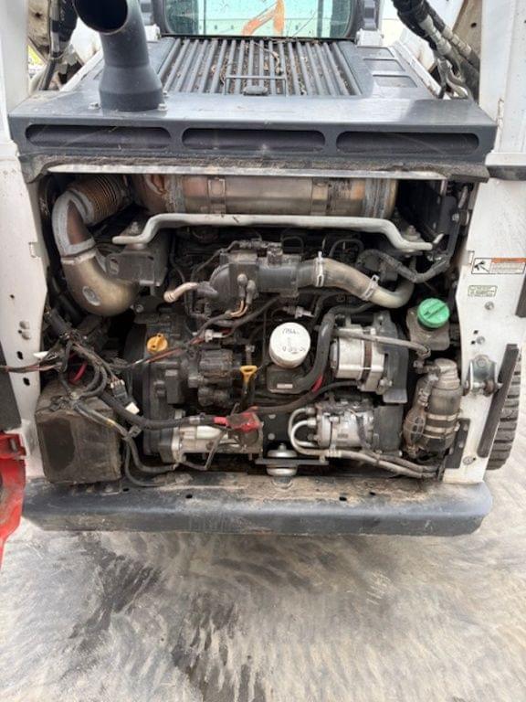 Image of Bobcat T770 equipment image 3