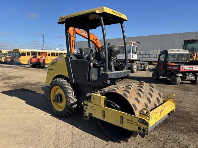 Image of Bomag BW124PDH equipment image 1