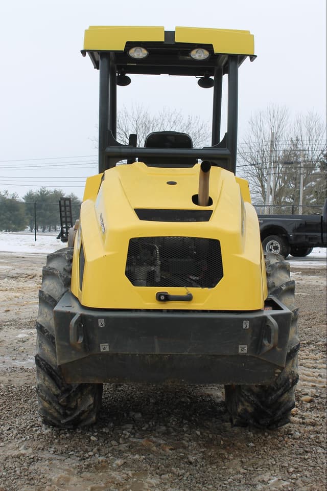Image of Bomag BW177PDH-5 equipment image 3