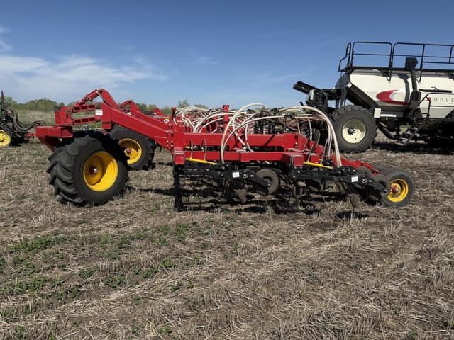 Image of Bourgault 3320-76 equipment image 1