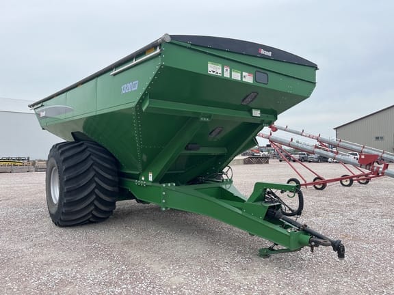 2020 Brandt 1320XT Equipment Image0