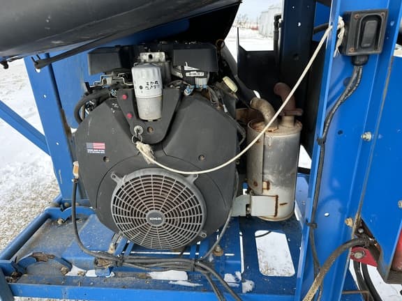 Image of Brandt GrainBelt 1547LP equipment image 4