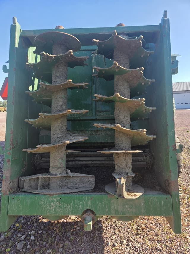Image of Bunning LoPro Widebody 780 equipment image 4