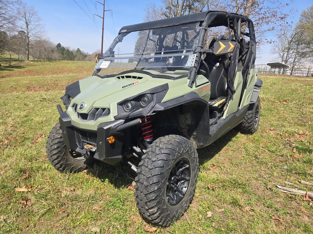 Image of Can-Am Commander 800R Primary image