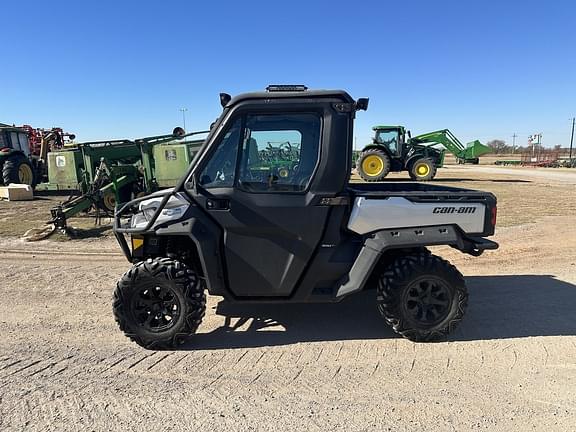 Image of Can-Am Defender Limited HD10 equipment image 1