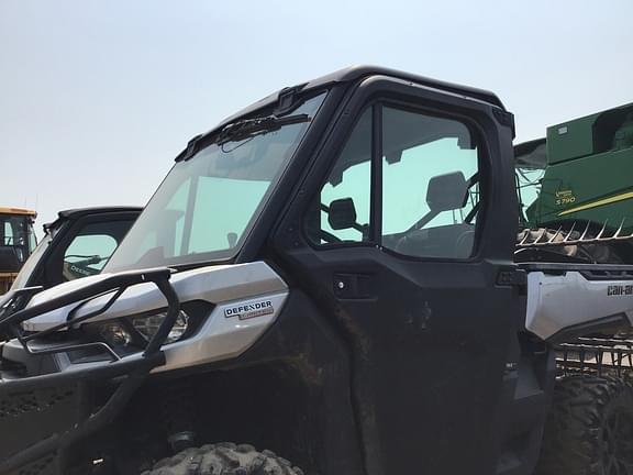 2020 Can-Am Defender HD10 Equipment Image0