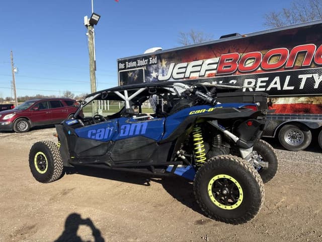 Image of Can-Am Maverick XRS equipment image 2