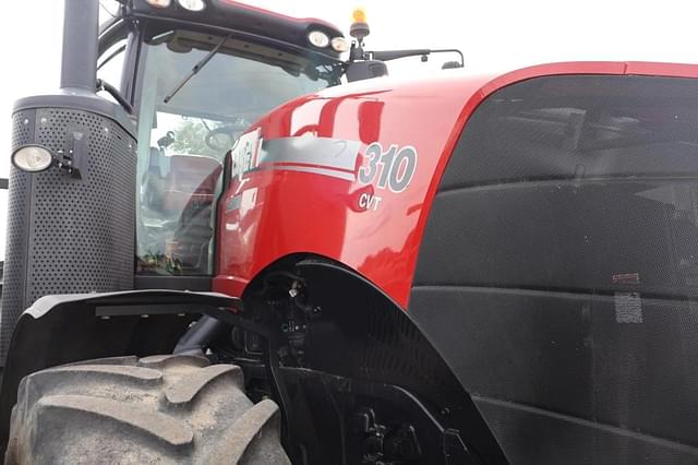 Image of Case IH Magnum 310 equipment image 2