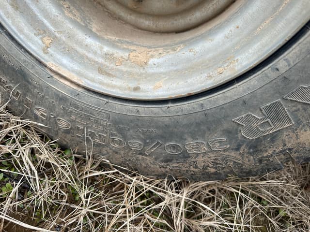 Image of Case IH 335VT equipment image 4