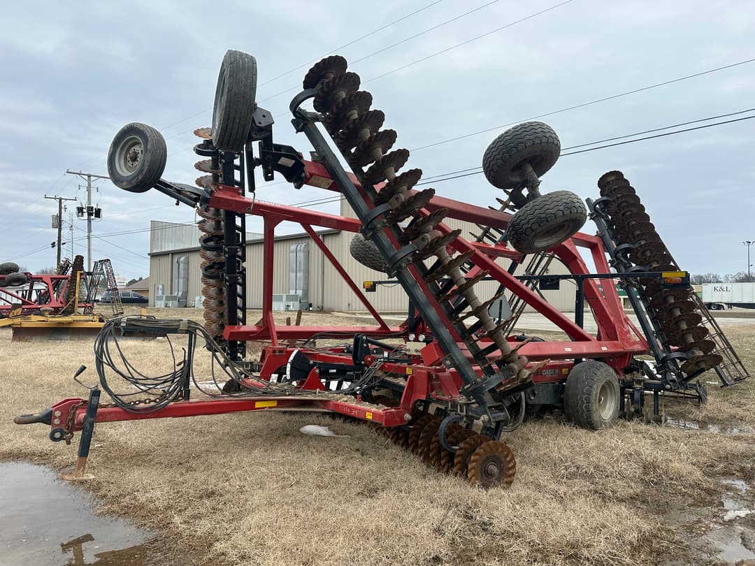 Image of Case IH 335VT Primary image