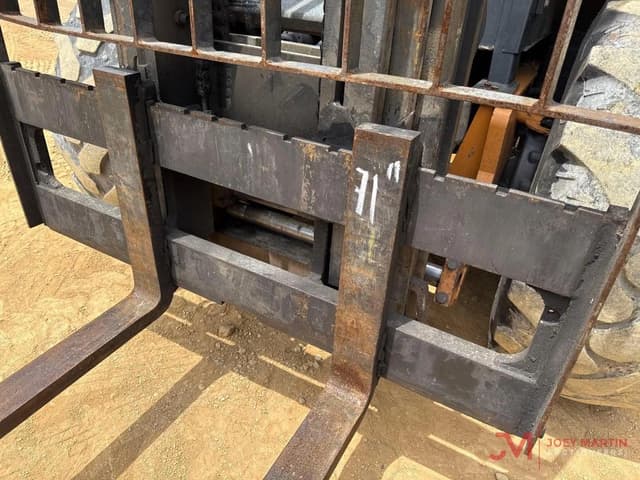 Image of Case 588H equipment image 4