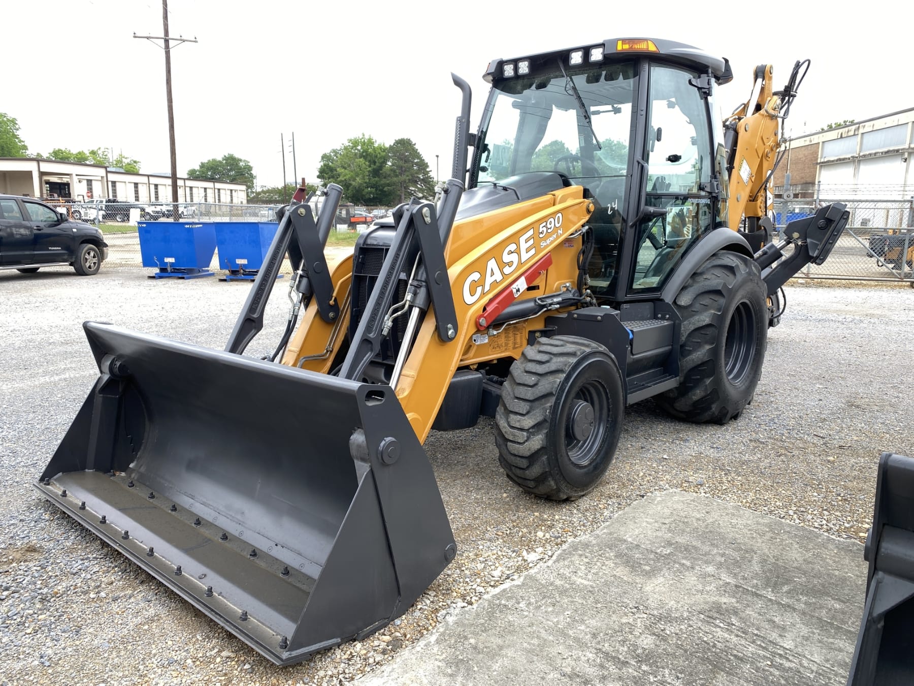 2020 Case 590 Super N Equipment Image0