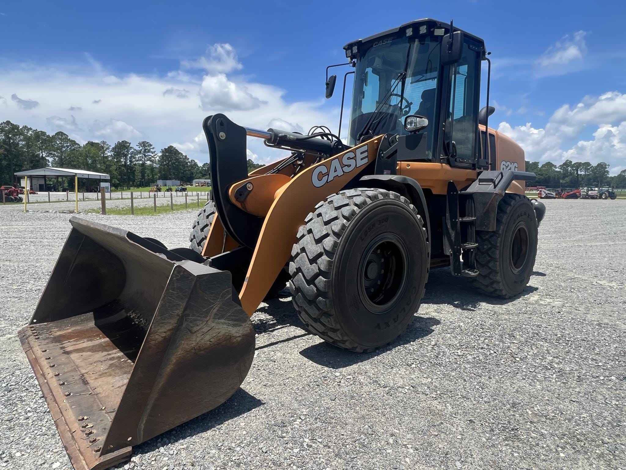 2020 Case 621G Equipment Image0