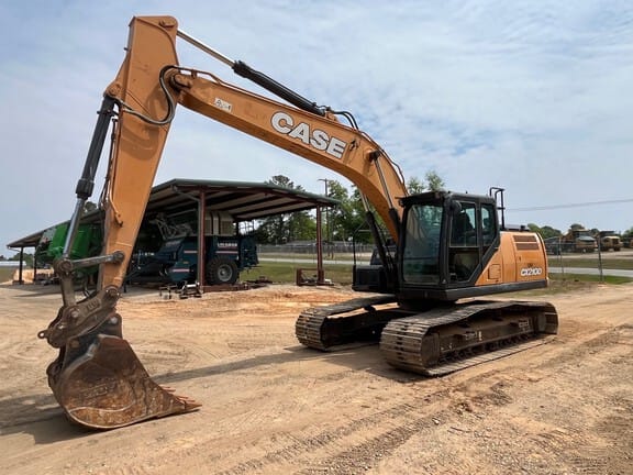 2020 Case CX210D Equipment Image0