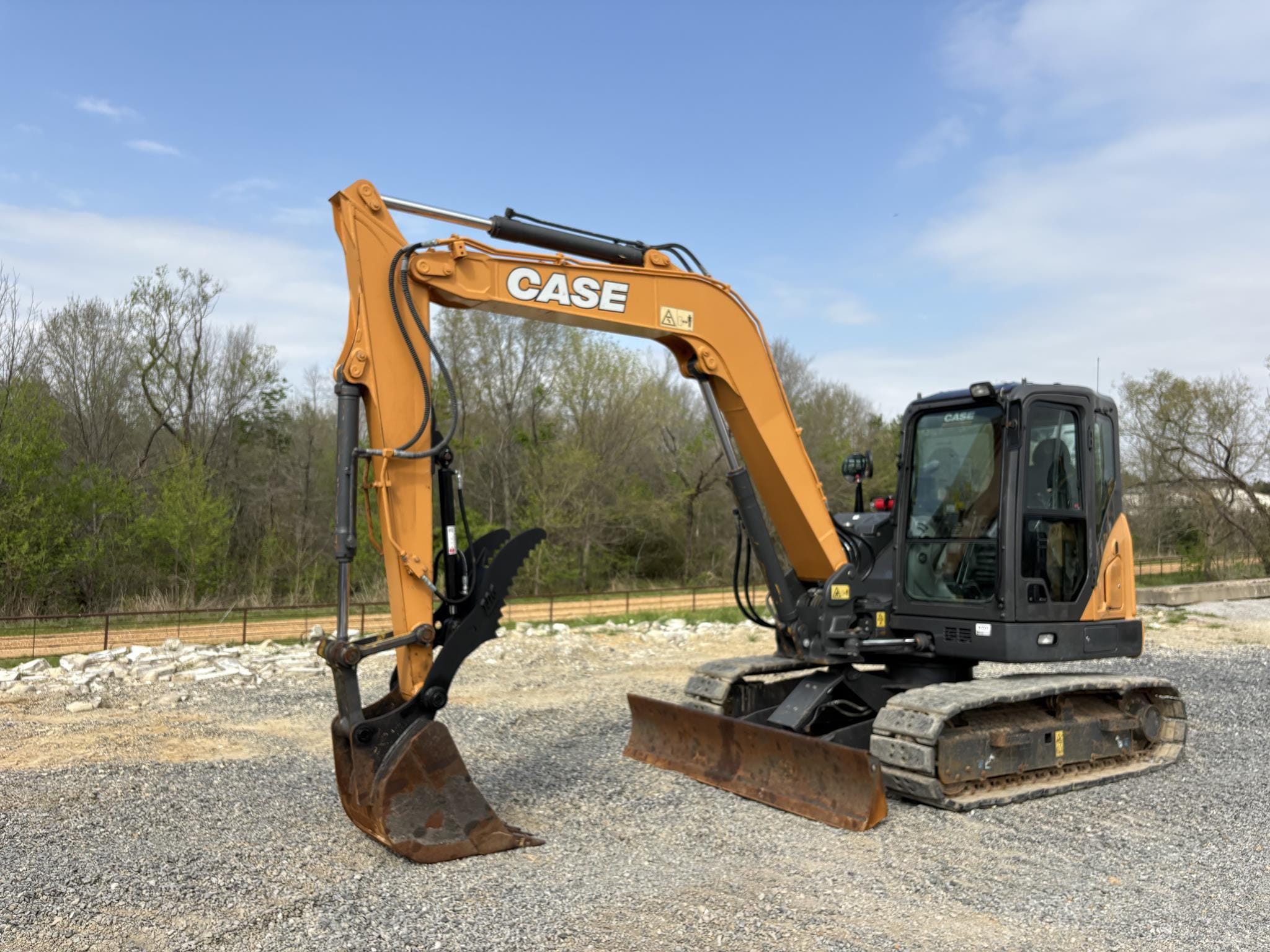 2020 Case CX80C Equipment Image0