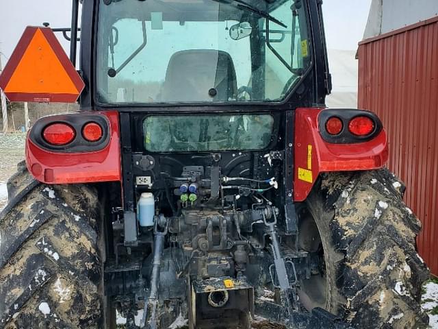 Image of Case IH Farmall 105A equipment image 1