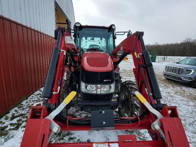 Image of Case IH Farmall 105A equipment image 4