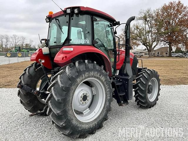 Image of Case IH Farmall 110A equipment image 4