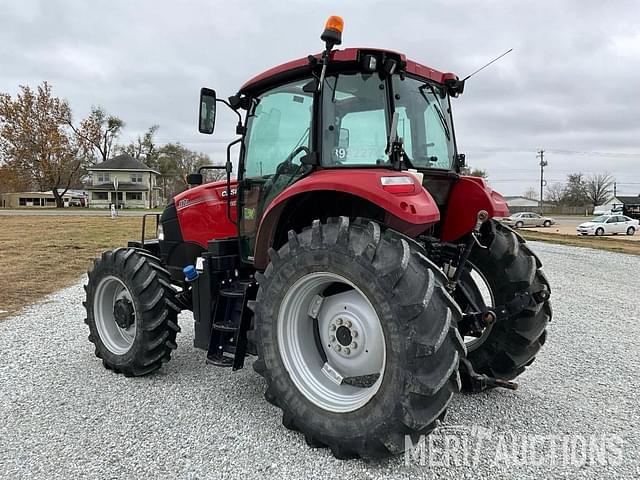 Image of Case IH Farmall 110A equipment image 2